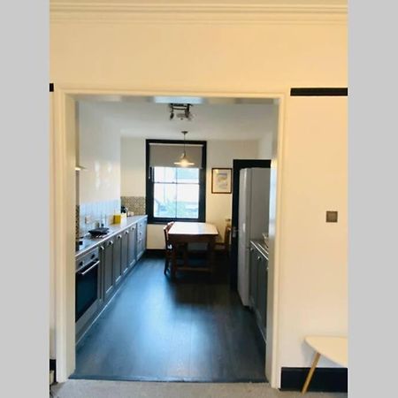 Beautiful First Floor Apartment In St Leonards Екстер'єр фото